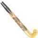 TK HYBRID XLB INDOOR
Holzgefühl trifft auf Carbon-Power.
Der TK Hybrid XLB Indoor verbindet zwei Materialien, die im Hallenhockey für unterschiedliche Eigenschaften stehen: Der Schaft besteht zu 50 % aus japanischem Carbon und sorgt für Steifigkeit und 