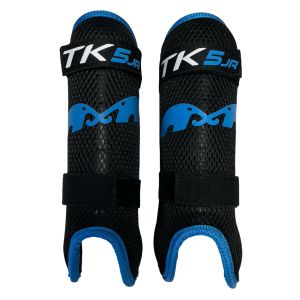 TK5 JUNIOR SCHIENBEINSCHÜTZER black-sky
